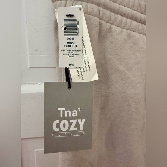 Aritzia TNA Cozy Sweatfleece Perfect Fit Heathered Marble Lilac M - Picture 4 of 5